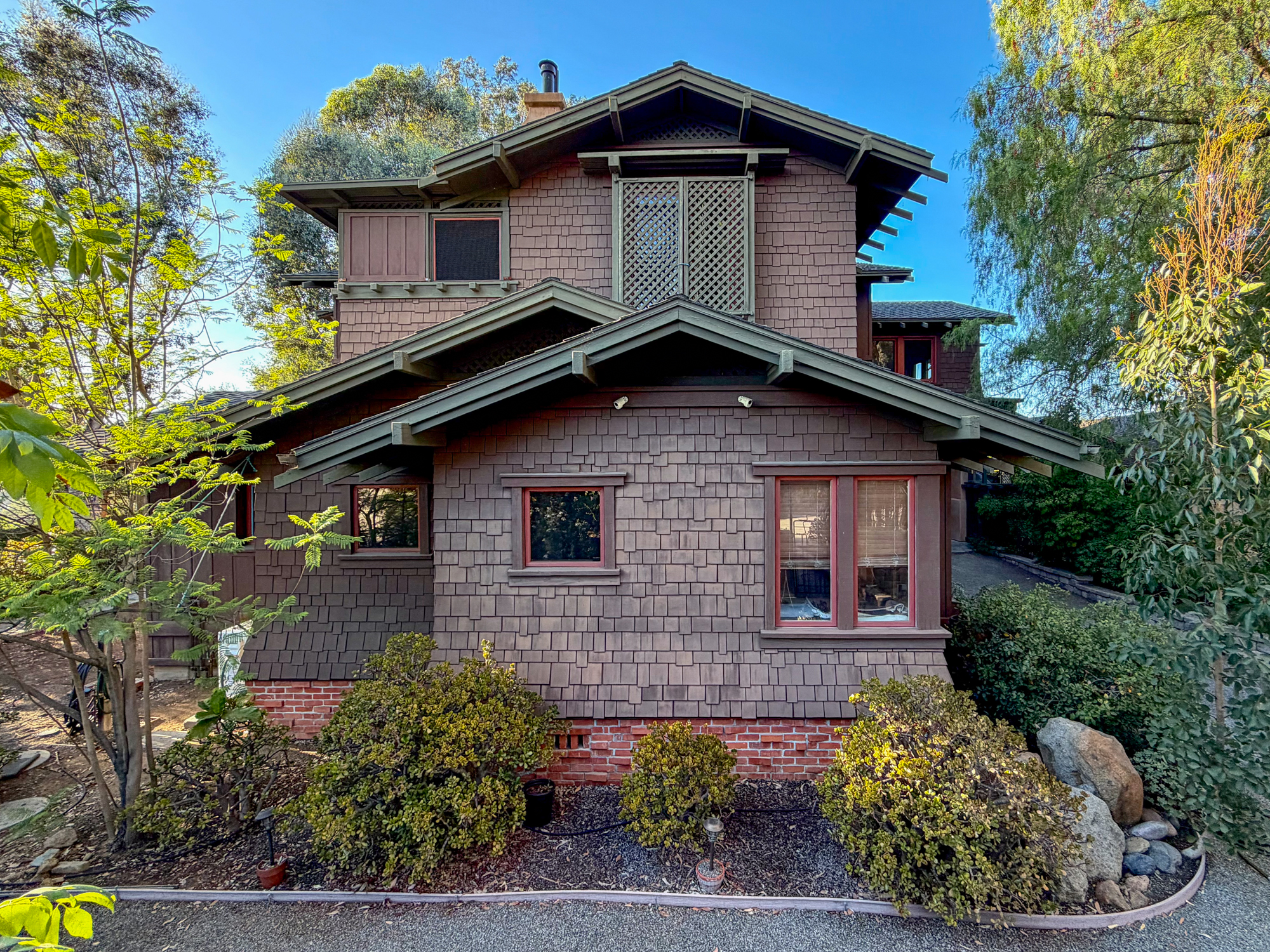 Exterior of the Cheney Reeves home featured on the La Mesa History Center Home Tour