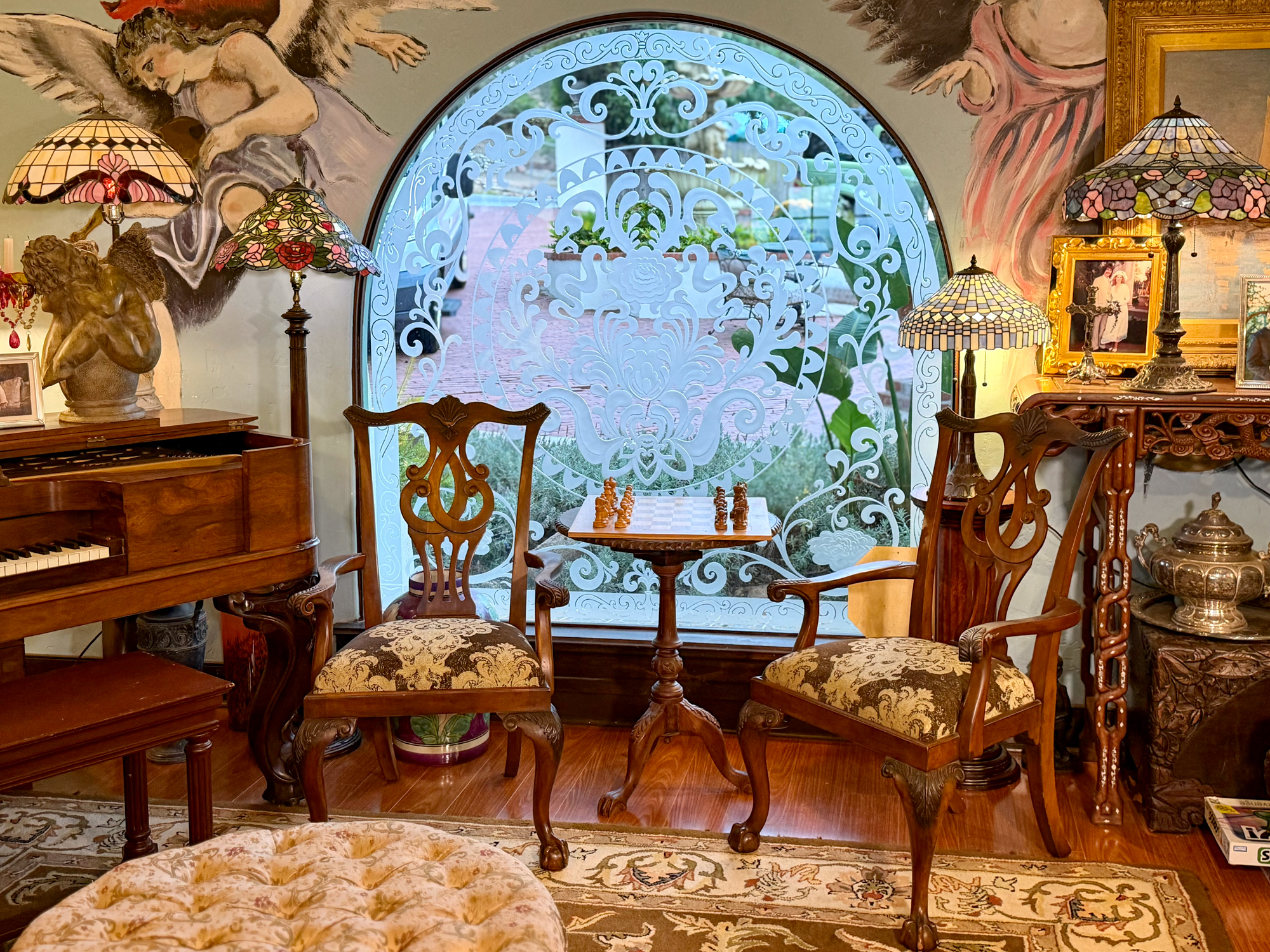 Interior of the Lewis McCleave home featured on the La Mesa History Center Home Tour